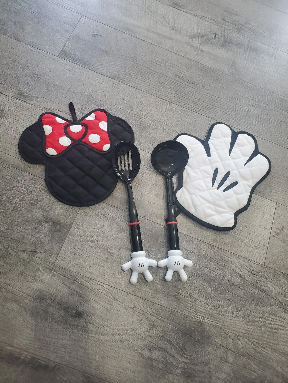 Disney Mickey Mouse Kitchen Utensils